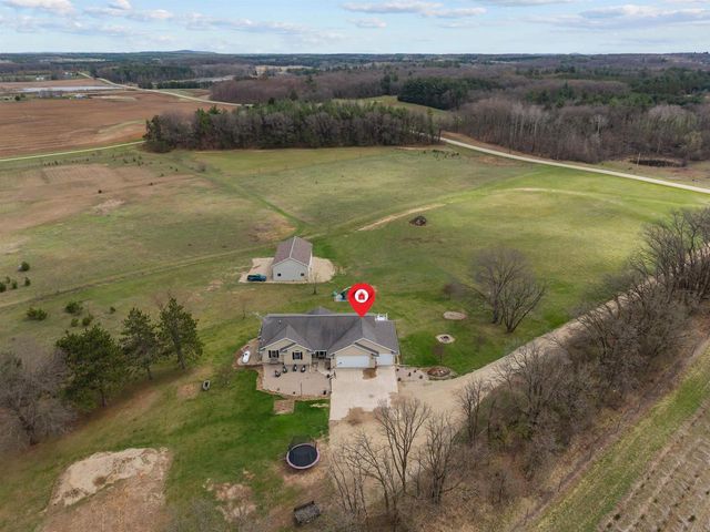 W8096 COUNTY ROAD MM, Wautoma, WI 54982