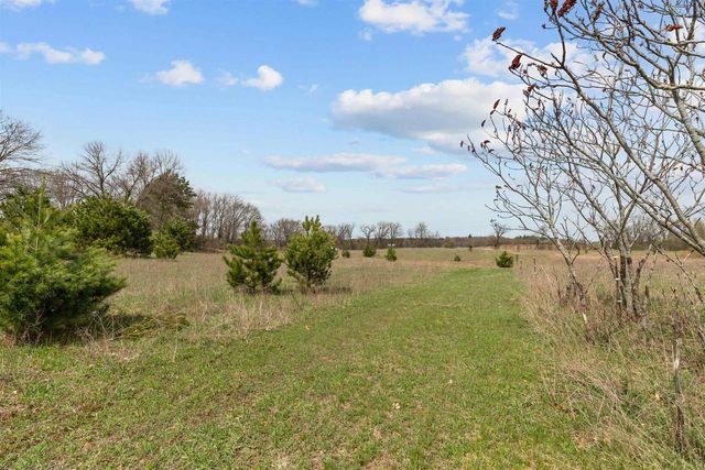 W8096 COUNTY ROAD MM, Wautoma, WI 54982