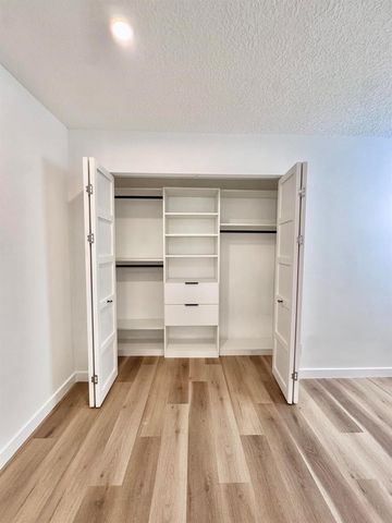 21547 Altamira Avenue, Boca Raton, FL 33433