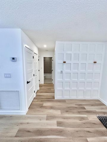 21547 Altamira Avenue, Boca Raton, FL 33433