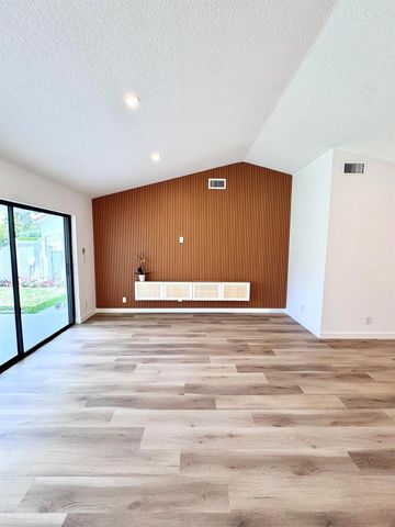 21547 Altamira Avenue, Boca Raton, FL 33433