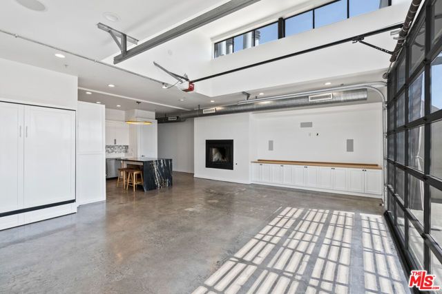 1544 12th Street 303, Santa Monica, CA 90401