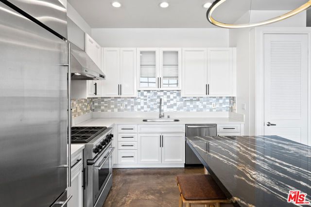 1544 12th Street 303, Santa Monica, CA 90401