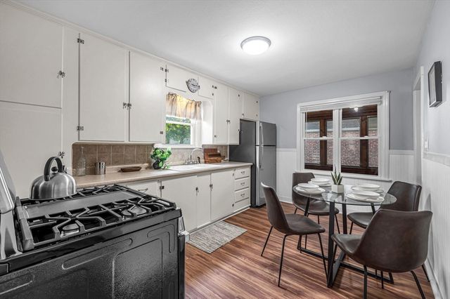 51 David St, Springfield, MA 01104