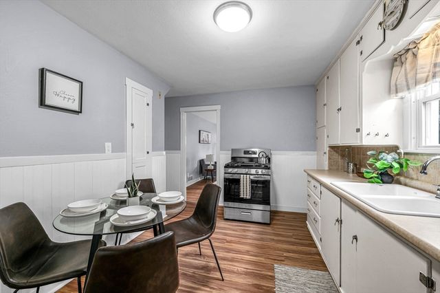 51 David St, Springfield, MA 01104