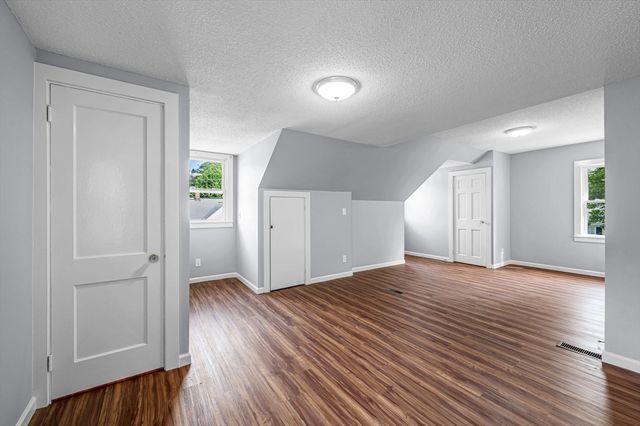 51 David St, Springfield, MA 01104