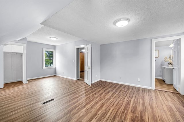 51 David St, Springfield, MA 01104