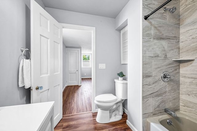 51 David St, Springfield, MA 01104