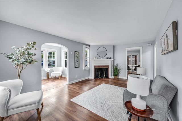 51 David St, Springfield, MA 01104