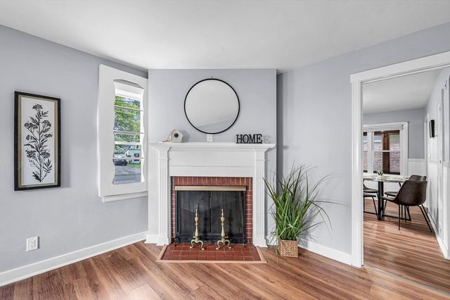 51 David St, Springfield, MA 01104