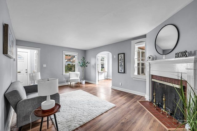 51 David St, Springfield, MA 01104