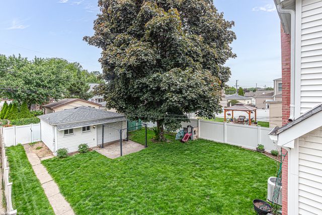 9640 Tulley Avenue, Oak Lawn, IL 60453