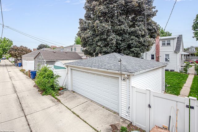 9640 Tulley Avenue, Oak Lawn, IL 60453
