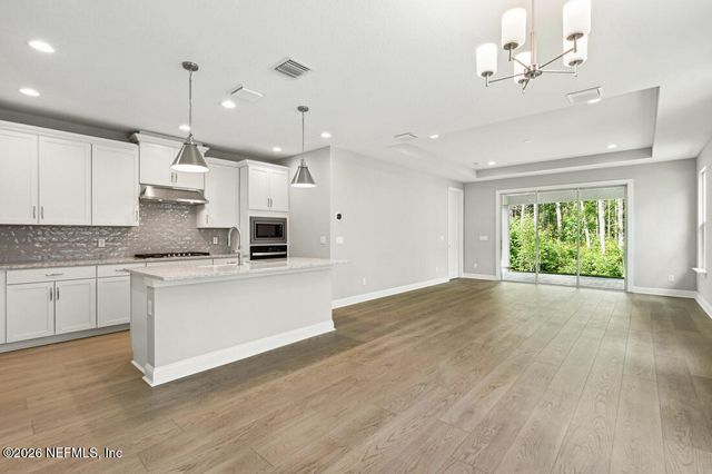 15 MULBERRY Road, Palm Coast, FL 32164