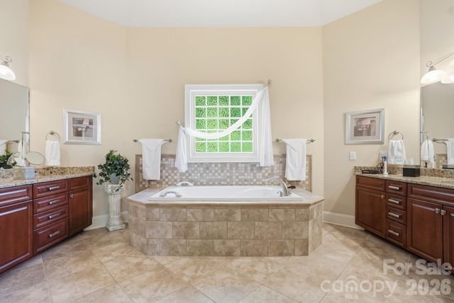 11855 Churchfield Lane, Charlotte, NC 28277