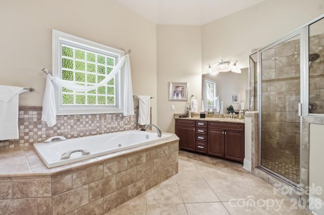 11855 Churchfield Lane, Charlotte, NC 28277