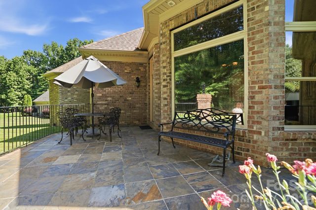 11855 Churchfield Lane, Charlotte, NC 28277