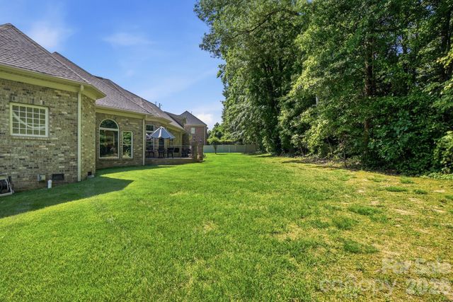 11855 Churchfield Lane, Charlotte, NC 28277