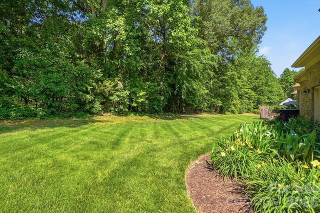 11855 Churchfield Lane, Charlotte, NC 28277