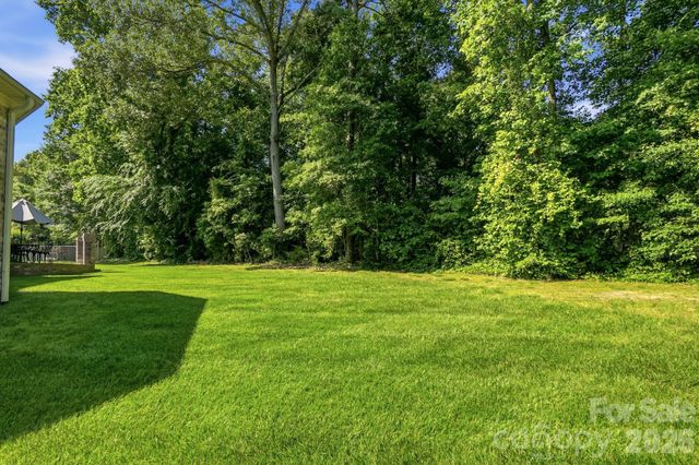 11855 Churchfield Lane, Charlotte, NC 28277
