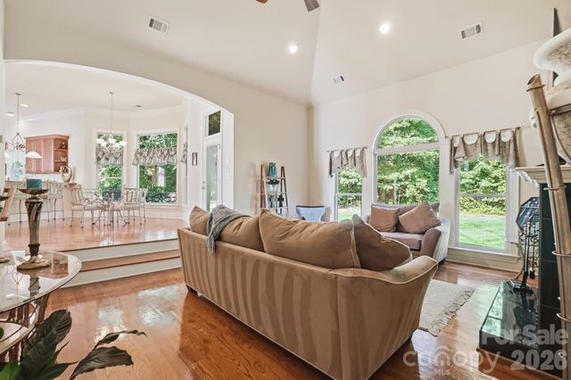 11855 Churchfield Lane, Charlotte, NC 28277