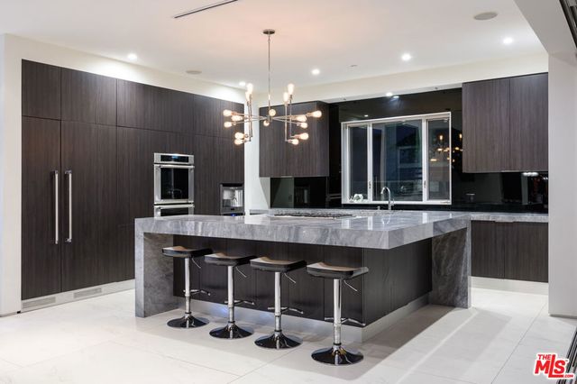 6660 COLGATE Avenue, Los Angeles, CA 90048