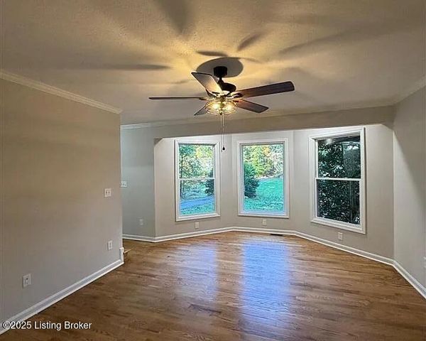 2656 E Doe Valley Pkwy, Brandenburg, KY 40108