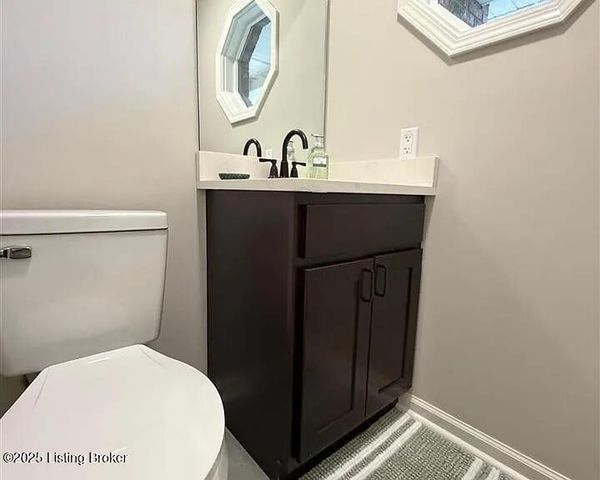 2656 E Doe Valley Pkwy, Brandenburg, KY 40108