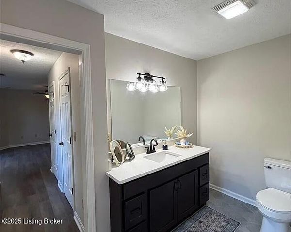 2656 E Doe Valley Pkwy, Brandenburg, KY 40108