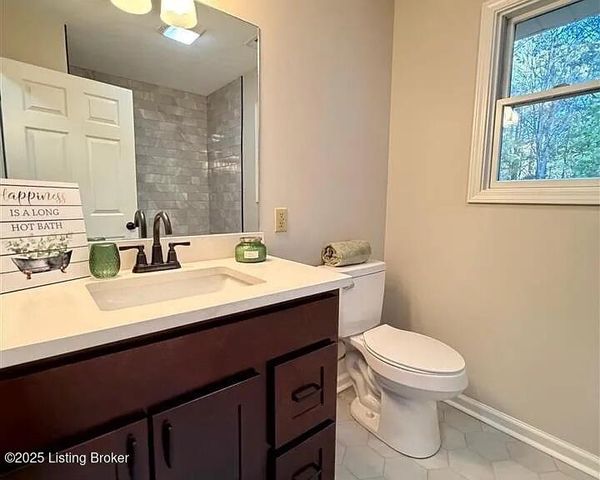 2656 E Doe Valley Pkwy, Brandenburg, KY 40108