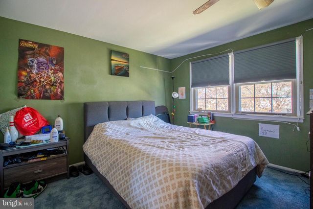 28 WELLINGTON PL, Burlington, NJ 08016