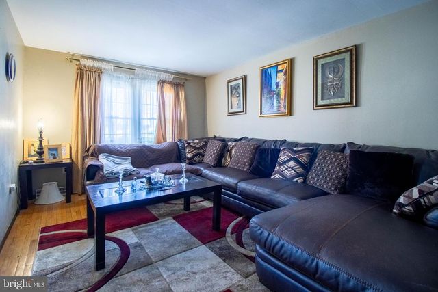 28 WELLINGTON PL, Burlington, NJ 08016