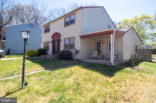 28 WELLINGTON PL, Burlington, NJ 08016