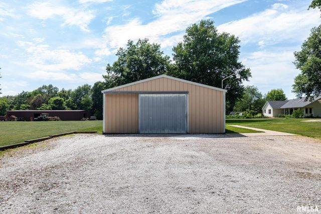 2816 SHERIDAN Road, Pekin, IL 61554