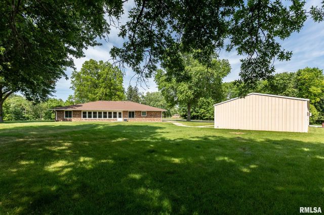 2816 SHERIDAN Road, Pekin, IL 61554