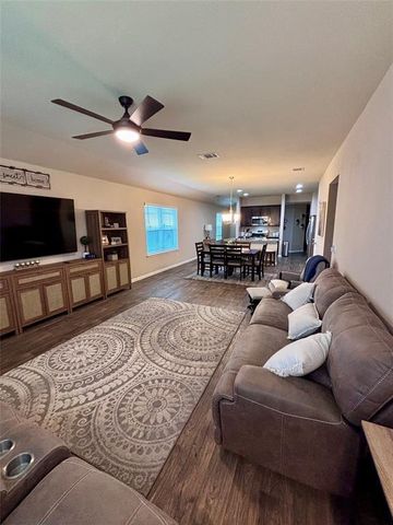 108 Blue Sage DR, Leander, TX 78641