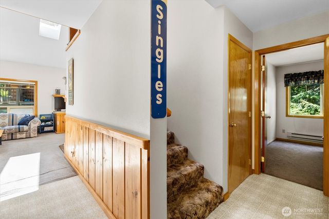 7101 Rainier Way, Glacier, WA 98244