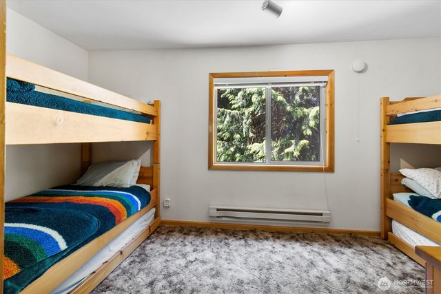 7101 Rainier Way, Glacier, WA 98244