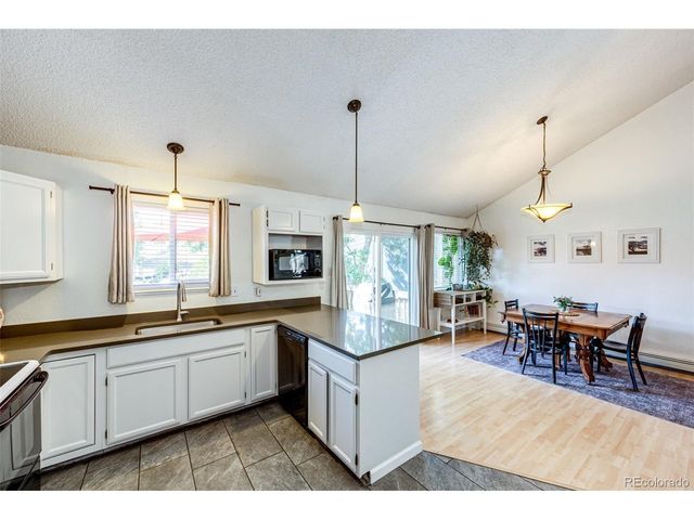 2924 W Bryant Cir, Littleton, CO 80120