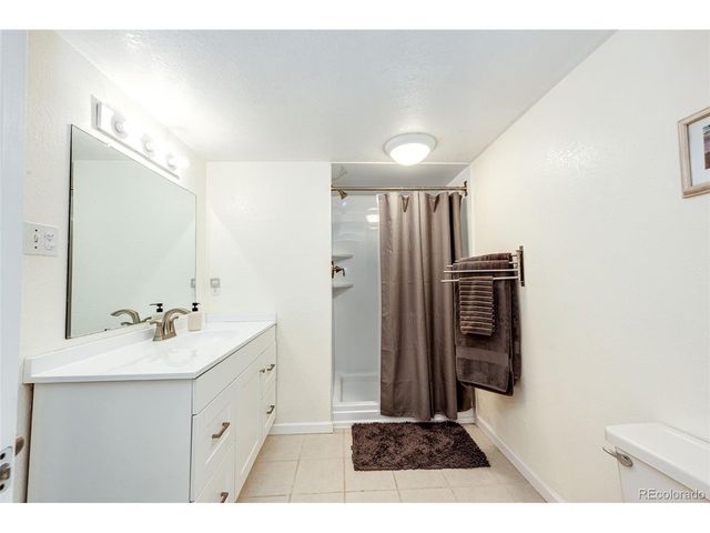 2924 W Bryant Cir, Littleton, CO 80120