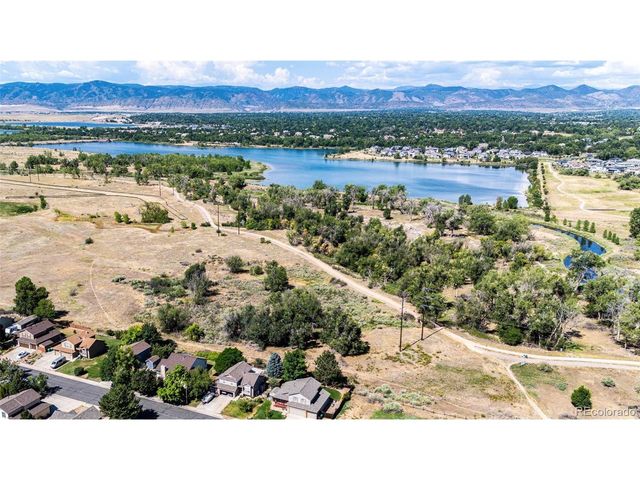 2924 W Bryant Cir, Littleton, CO 80120