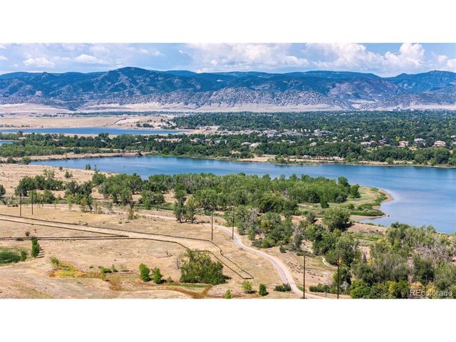 2924 W Bryant Cir, Littleton, CO 80120