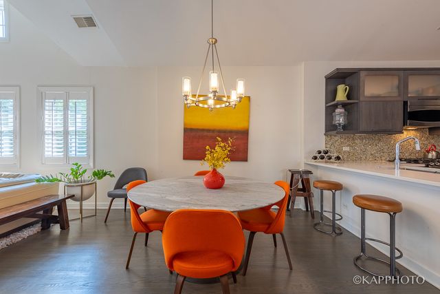 1942 S Prairie Avenue 3, Chicago, IL 60616