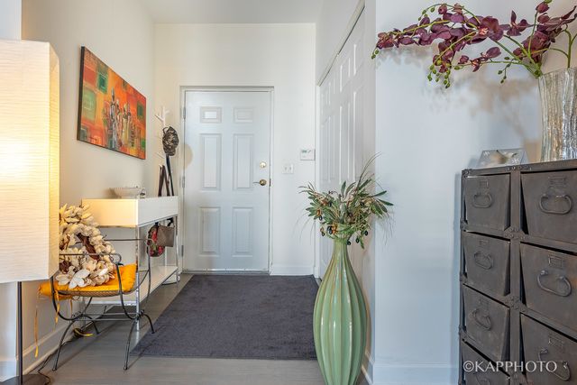 1942 S Prairie Avenue 3, Chicago, IL 60616