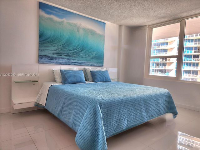 3505 S Ocean Drive 1011, Hollywood, FL 33019