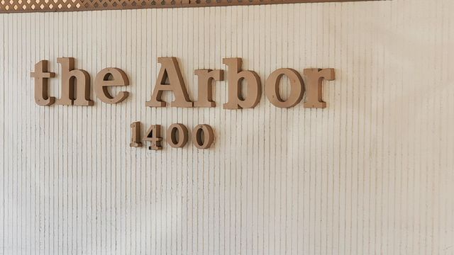 1400 SAINT CHARLES Place 608, Pembroke Pines, FL 33026