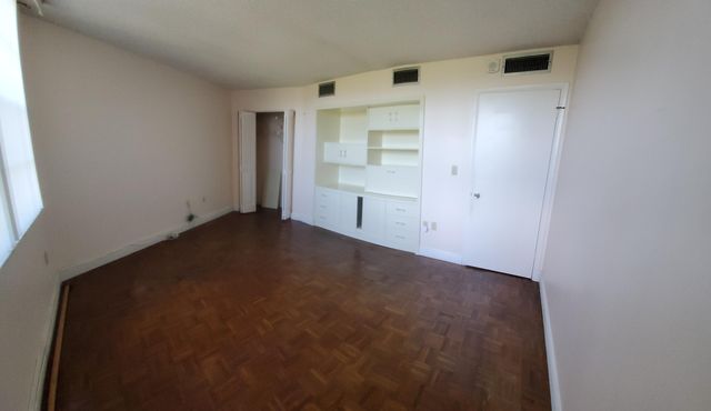 1400 SAINT CHARLES Place 608, Pembroke Pines, FL 33026