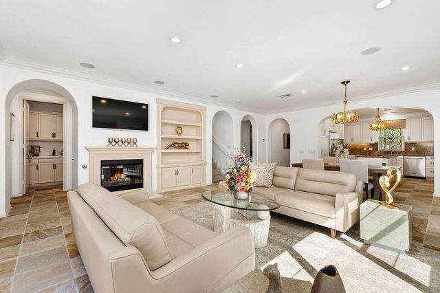 451 Paseo Del Corazon, Palm Desert, CA 92211