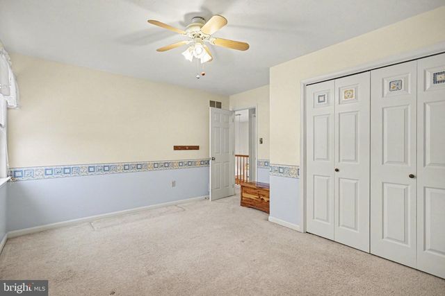 107 SUMMER HOUSE LN, York, PA 17408