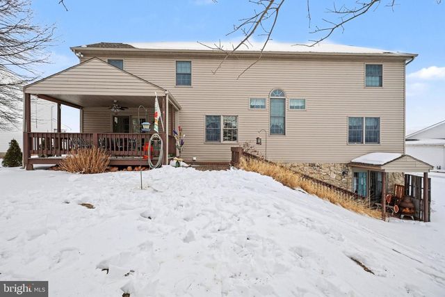 107 SUMMER HOUSE LN, York, PA 17408